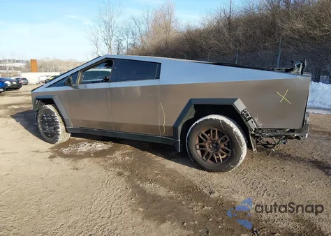 2024 Tesla Cybertruck All-Wheel Drive z USA, uszkodzony, nr VIN 7G2CEHED5RA050944